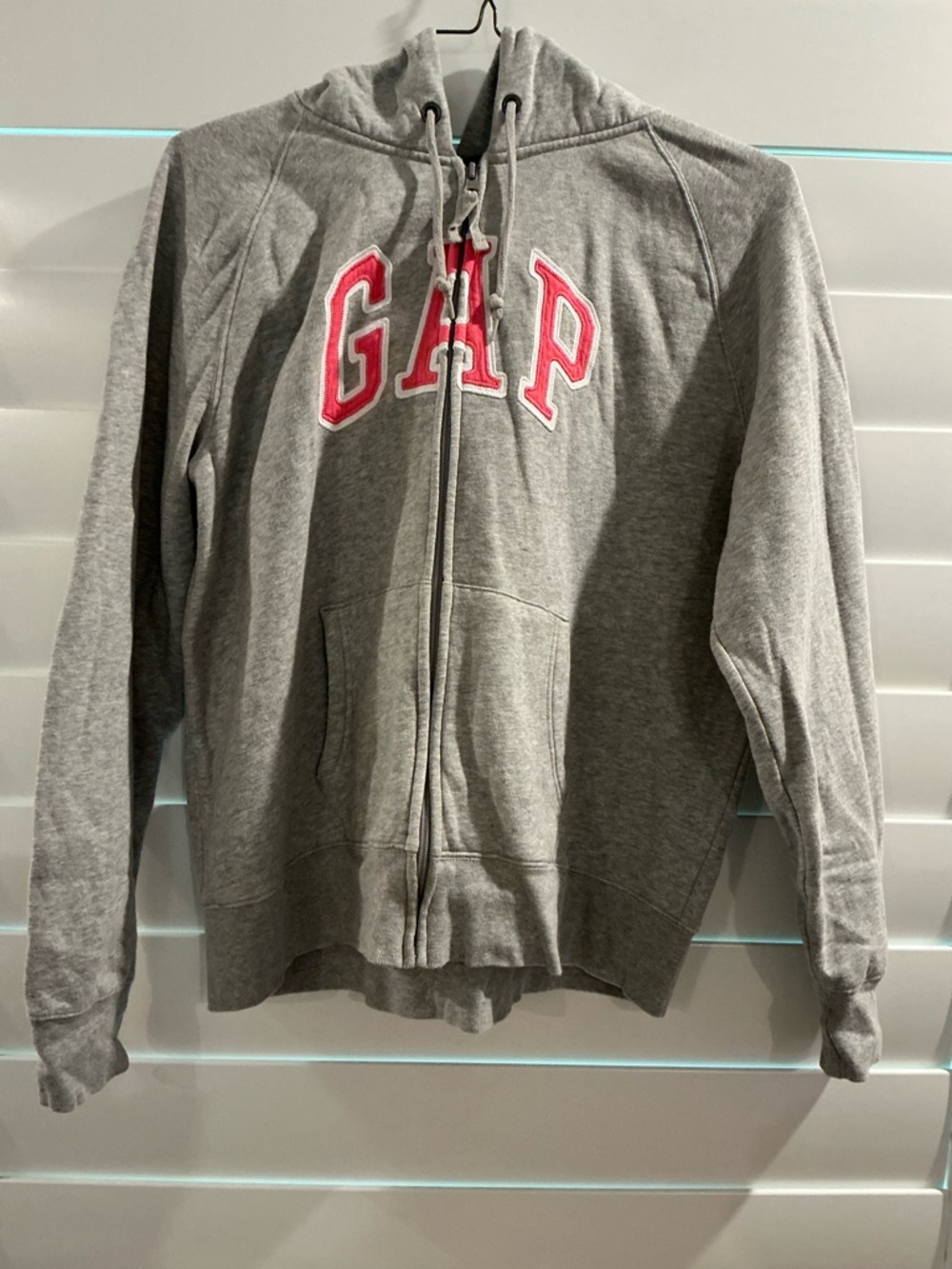 EUC - Women’s GAP Zip-Up Hoodie with Pink Logo - Size XXL